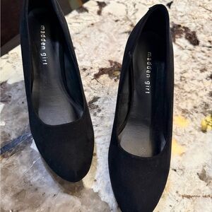 Madden Girl Classic Black Heels